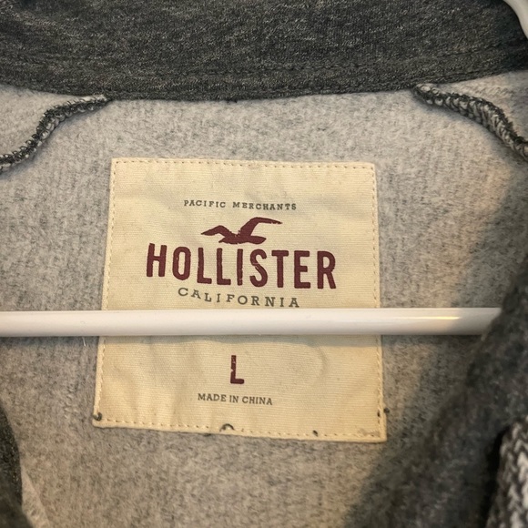 HOLLISTER | Grey zip up sweater - Picture 2 of 4